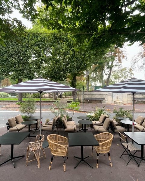 LILYBULLE - Salon de thé/Bar à vin